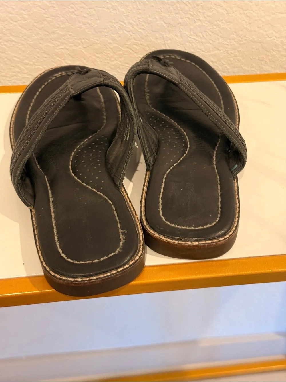 3 BUNDLE Brown Leather, Black Thong Sandals with‎ Dolphin Logo (check photos)